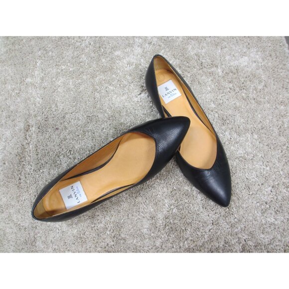 LEVIN EN BLEU BLACK LEATHER FLATS SIZE 24 JAPANESE OR 7 U.S. RARE FIND